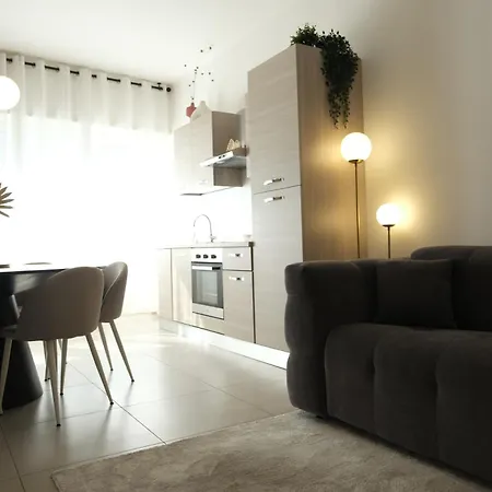 La Boutique - 2 Min Walk To Bernina Express Διαμέρισμα